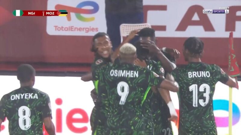 آدمولا لوکمن با گل تماشایی، نیجریه را به برتری مقابل موزامبیک رساند!