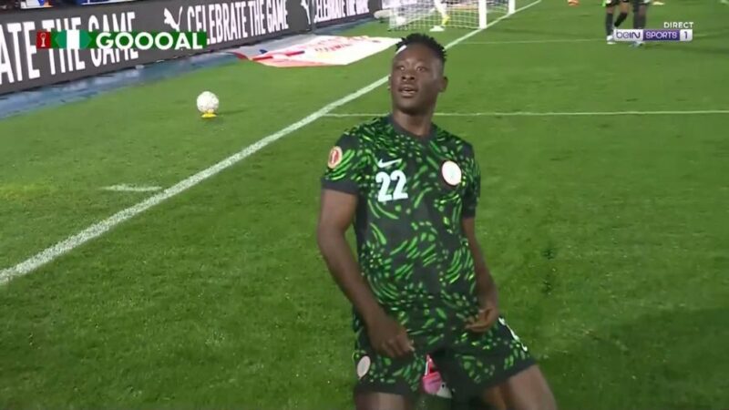 وقتی آکور آدامز، گل چهارم نیجریه را به موزامبیک زد؛ لحظه‌ای که همه را شوکه کرد!