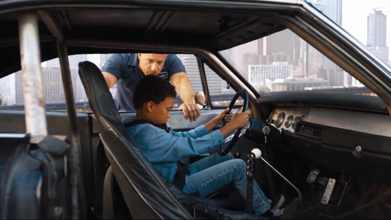 فیلم‌بازی| ارتباط پدر با پسر و نقش پررنگ خانواده در ویدیو جدید سریع و خشن ۱۰