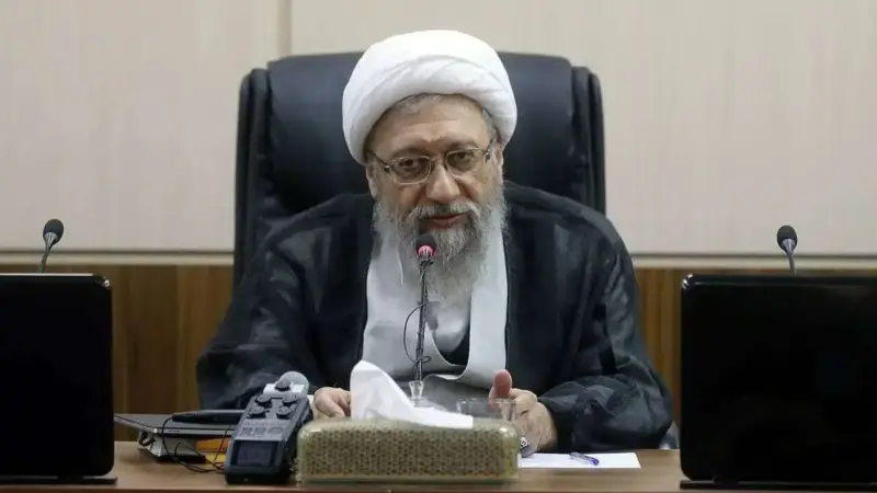 آملی لاریجانی: به بن بست نرسیده ایم