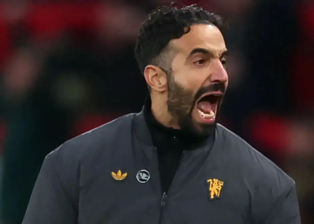 انفجار عصبی سرمربی منچستر؛ آموریم در آستانه اخراج بعد از درگیری با مدیر یونایتد!