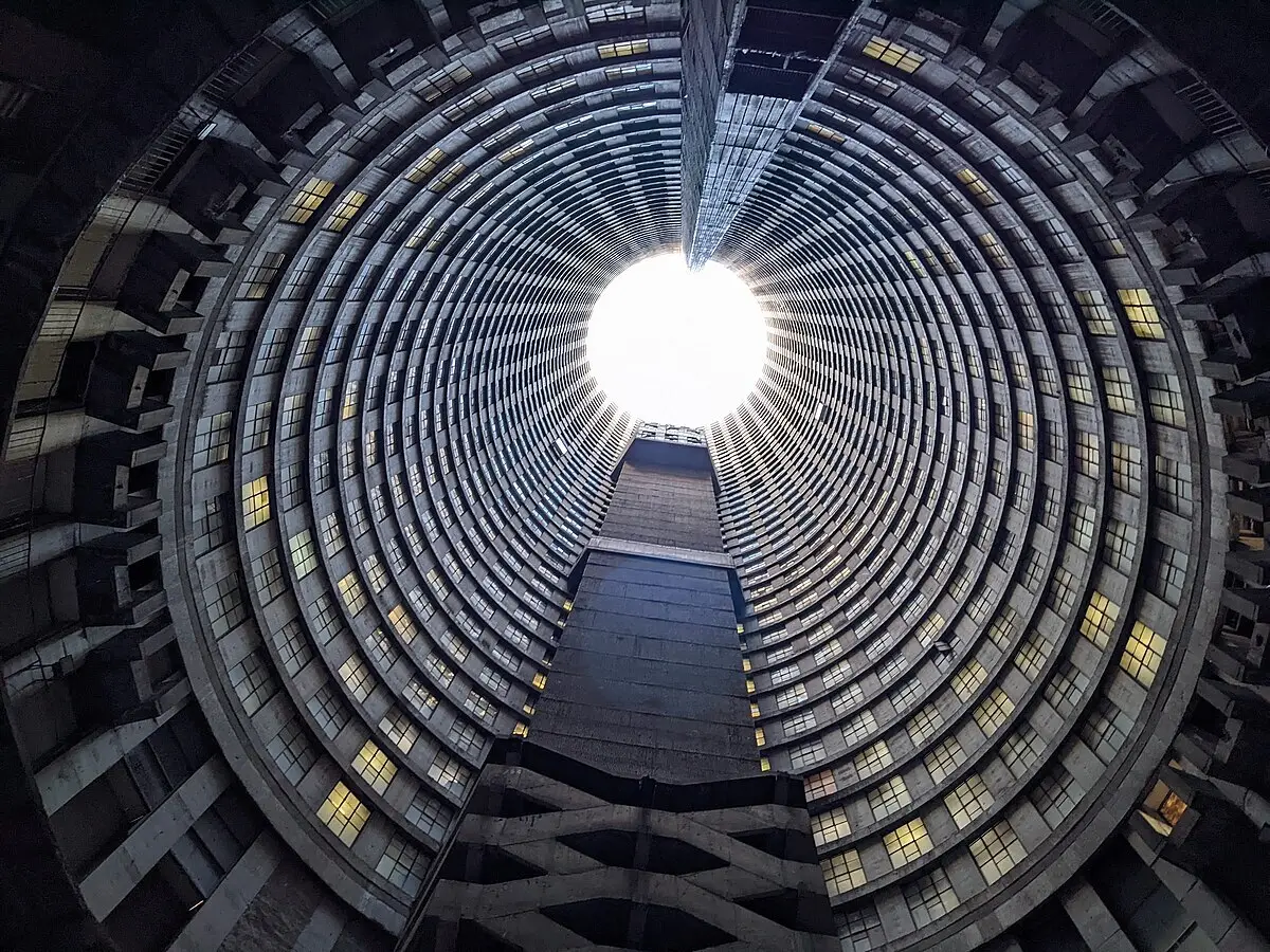 عکس| سفر زمان؛ چهرۀ «آرام جعفری» 19 ساله در اولین فیلمش؛ سال 79