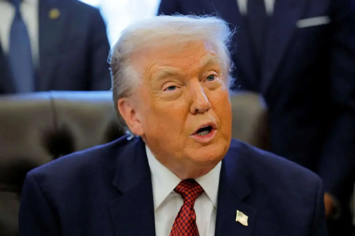 ترامپ ایران را کشور بعدی سقوط‌کردنی خواند و تهدید به واکنش شدید کرد!