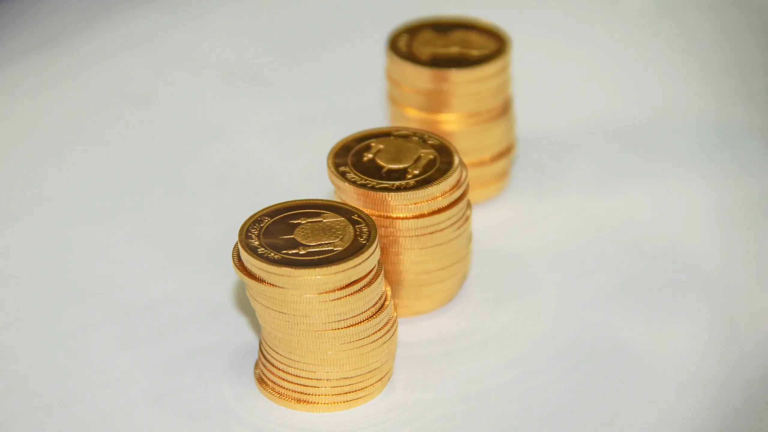 قیمت طلا و سکه امروز یکشنبه 28 دی 1404 / طلا بعد از وصل اینترنت پرش کرد؟