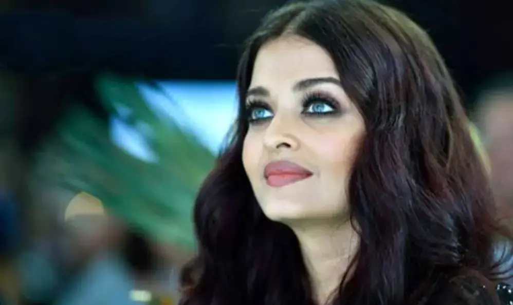 چیدمان خانه کاح مانند و دوبلکسِ آیشواریا و همسرش آبشیک باچان