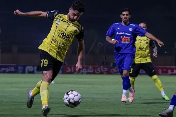 زمان دیدار تیم های سپاهان و استقلال تغییر کرد