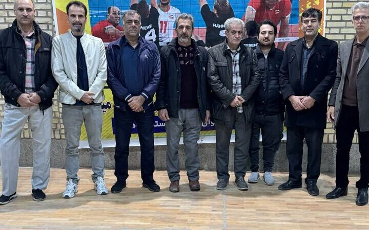 شاهرود نماینده استان سمنان در مسابقات والیبال نشسته کشور