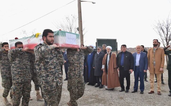 مراسم تشییع پیکر شهید «امیرحسام خدایاری‌فرد» در کوهدشت برگزار شد