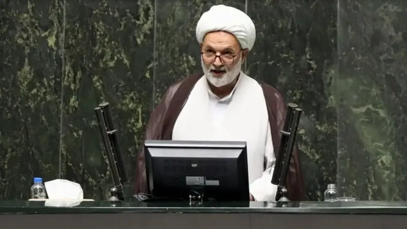 انتقاد نماینده قم در مجلس به اجرایی نشدن قانون عفاف و حجاب/ کشف حجاب و برهنگی، افزایش تعداد زنان مجرد و بالا رفتن آمار طلاق، نمونه‌هایی از آثار مخرب سبک زندگی غربی است