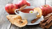 دمنوش سیب و دارچین؛ ترکیبی طبیعی برای تقویت سیستم ایمنی در فصل سرما