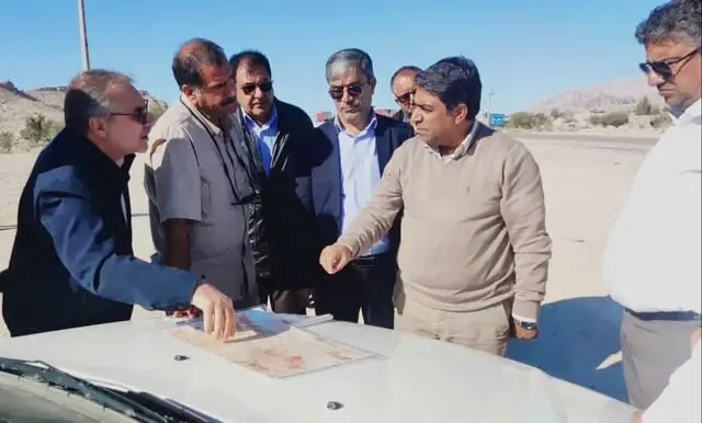 تأکید معاون استاندار هرمزگان بر تسریع تکمیل پل کروئیه و جاده کهورستان–لار