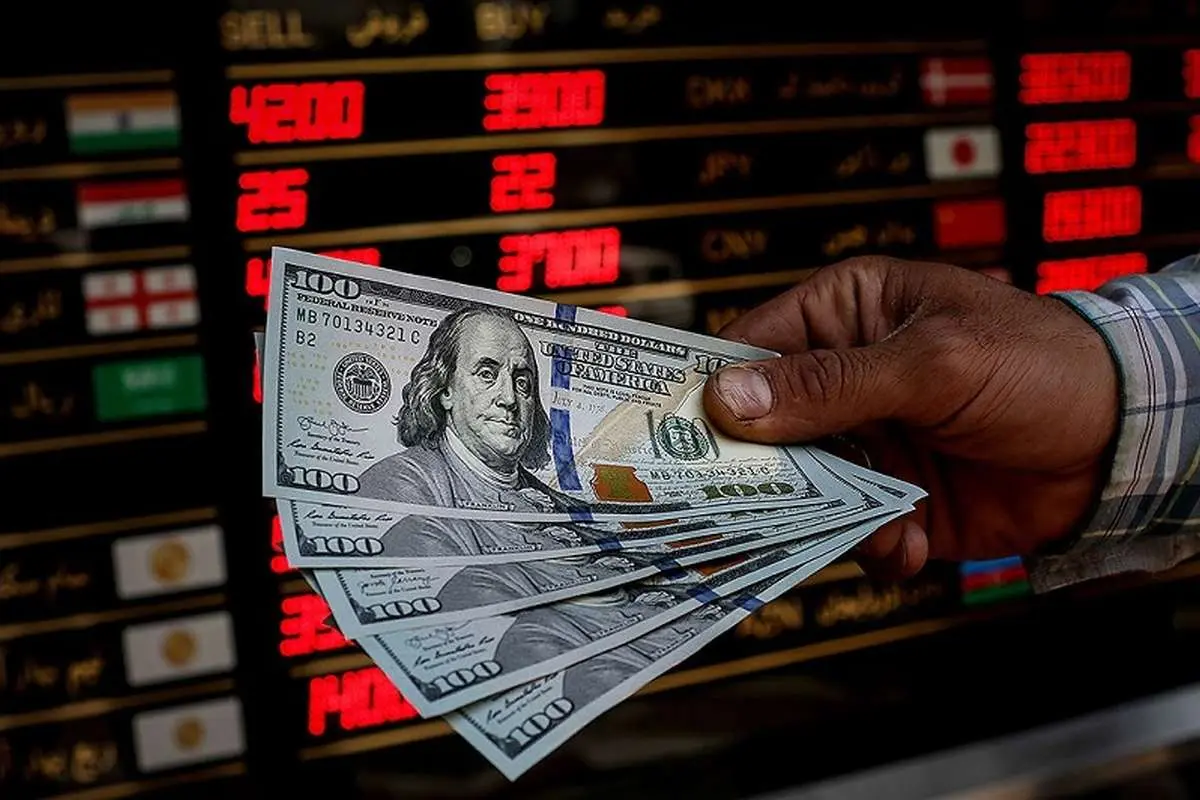 قیمت دلار امروز چهارشنبه ۸ بهمن ۱۴۰۴