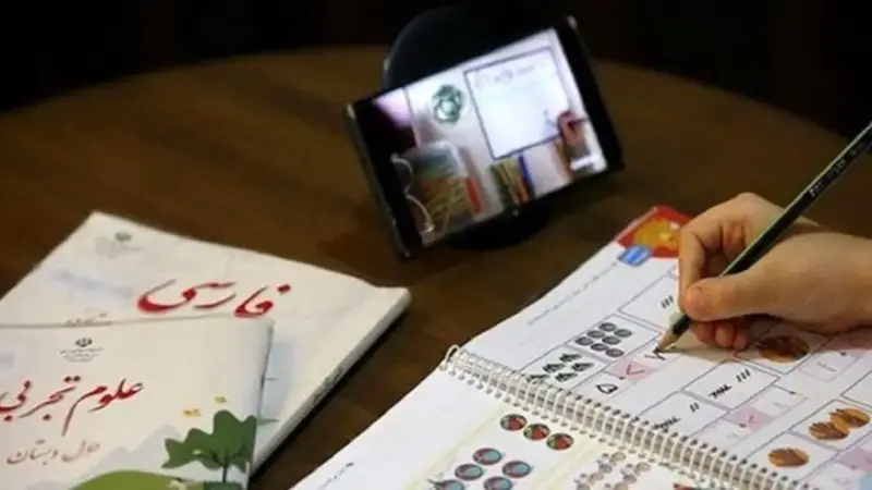 لغو ناگهانی امتحانات دانش‌آموزان تهران؛ آموزش همچنان آنلاین ادامه دارد!