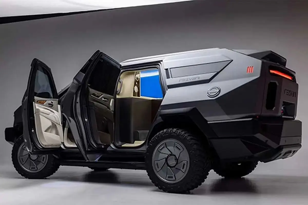 وقتی نفربر نظامی با تجمل کادیلاک لیموزین ترکیب می‌شود؛ رونمایی از ۰۰۷ رضوانی با امکانات شگفت‌انگیز!