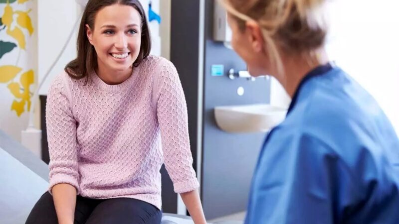 بهترین جراحان لابیاپلاستی در تهران را بشناسید؛ لیست ۱۰ متخصص برتر که نباید از دست بدهید!