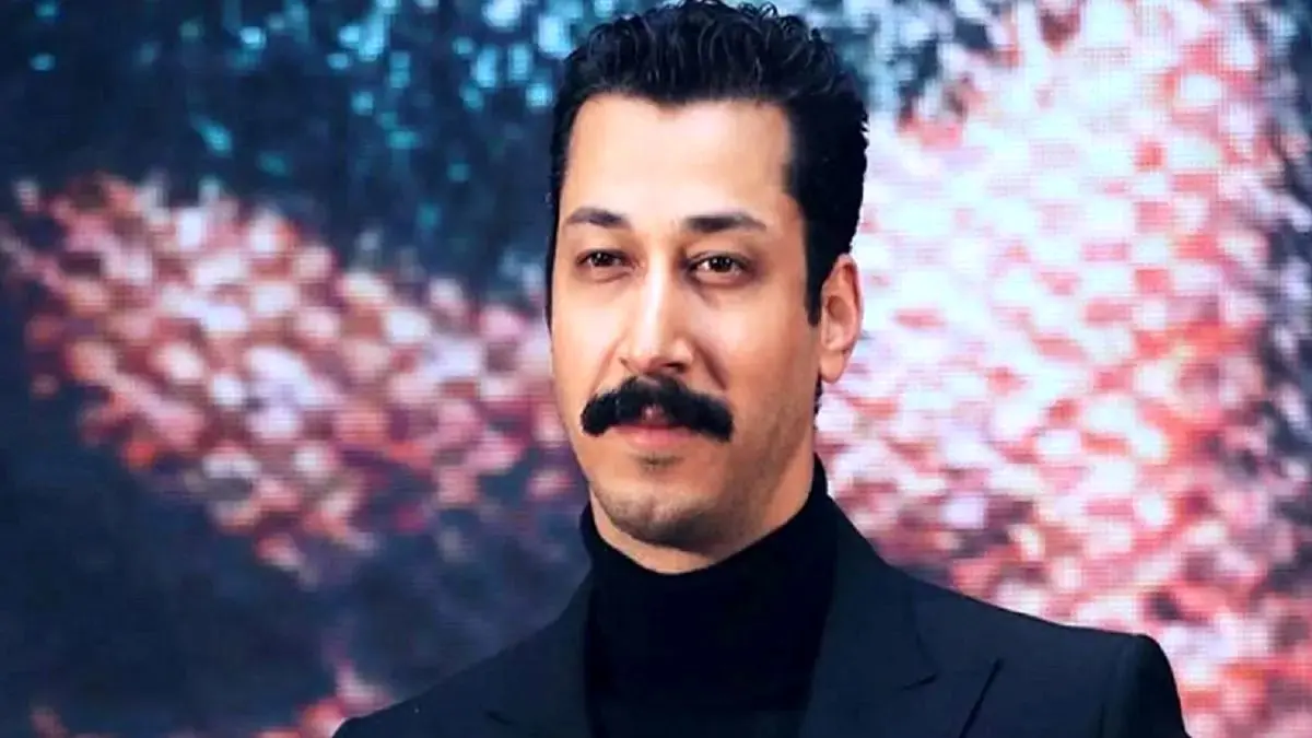 آواز شاد؛ بهرام افشاری زده سیم آخر انگاری/ زیر برج آزادی چه رقص بندری میکنه