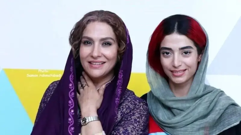 فیلم / ساغر عزیزیبازیگر نقش فرح دیبا: من فرزند ناخواسته مادرم بودم دست و پای مادرمو میبوسم 9 ماه منو تو شکمش نگه داشت…/ اجازه ندادم دخترم پریا به سرنوشت من و خواهرم دچار بشه…