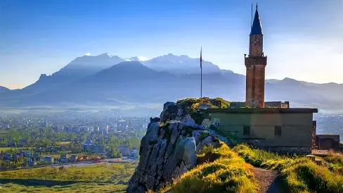 پیک‌نیک| 5 مقصد رویایی با فاصله کم از تهران که نباید از دست بدهید