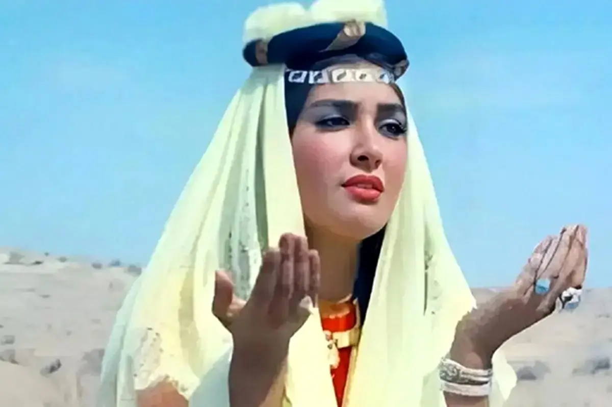 عکسی دیده‌نشده از آفرین عبیسی ۶۴ ساله کنار نسرین مقانلو در پشت صحنه «تنهایی لیلا»