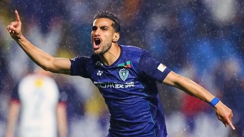 شهاب زاهدی با وجود سقوط آزاد گلزنی، قراردادش با آویسپا فوکوکا را تمدید کرد!