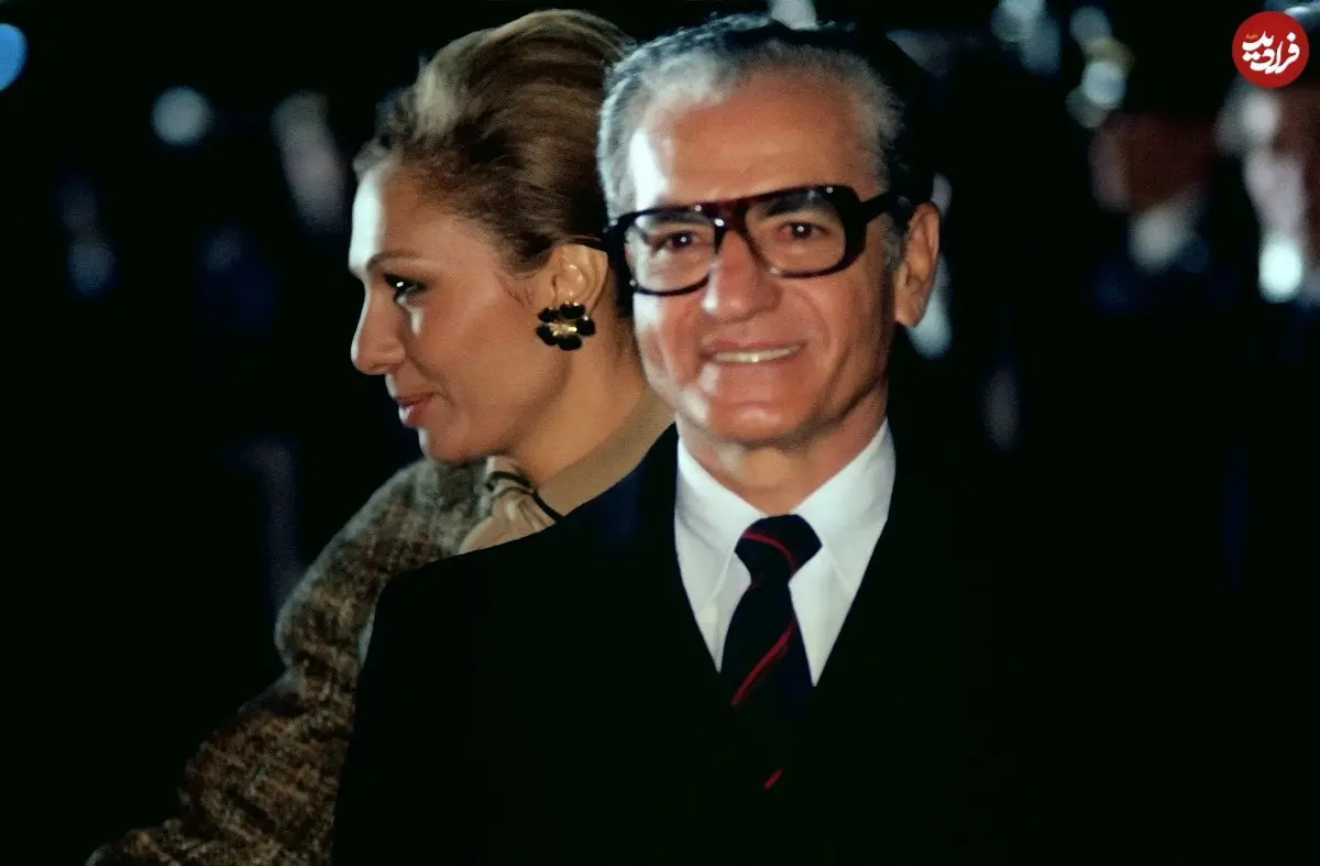 عکس| سفر در زمان؛ «محمدرضا پهلوی و خواهرش شمس» در یک باغ؛ دهه 20