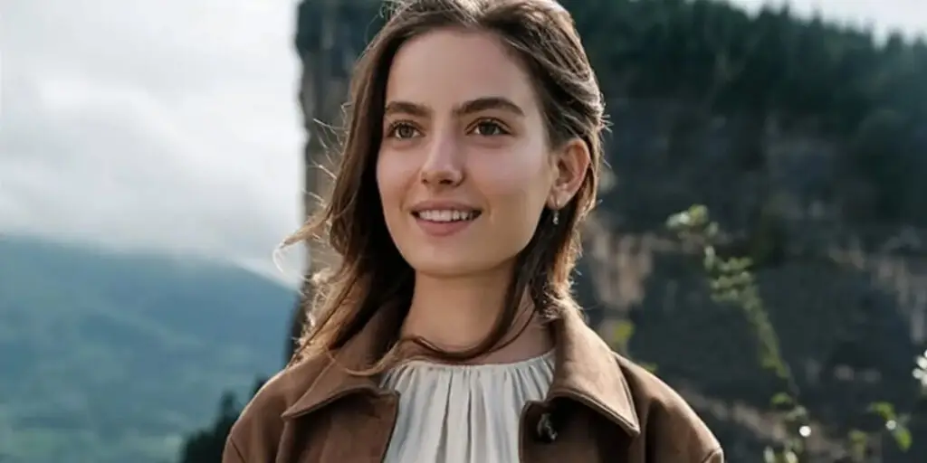 بازیگر سریال «این دریا طغیان خواهد کرد» روی صحنه آمد و با صدای زیبایش میخکوبمان کرد