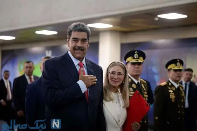 اولین تصویر جنجالی از نیکلاس مادورو در ناو آمریکایی پس از بازداشت توسط ترامپ