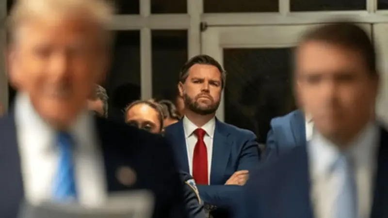 شکستن پنجره‌های خانه معاون رئیس‌جمهور آمریکا و بازداشت مشکوک در سینسیناتی!