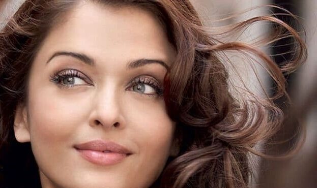 نگاهی به استایل هندی مادر و دختری آیشواریا رای/ راز چشمان جادویی سوپراستار بالیوود چیست؟+عکس