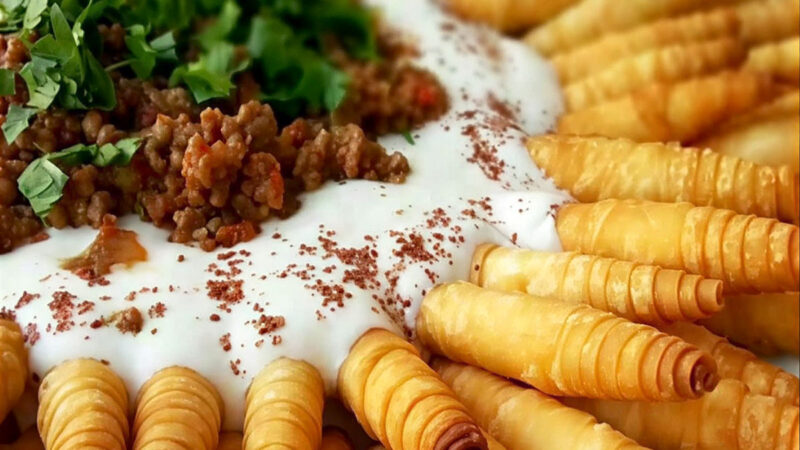 طرز تهیه کوزالاک مانتی؛ غذای ترکیه‌ای خاص و مجلسی