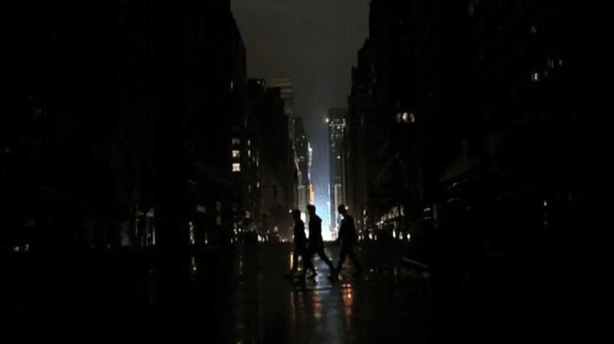 برلین در یخبندان؛ وضعیت اضطراری برق اعلام شد و هزاران خانوار همچنان در تاریکی!