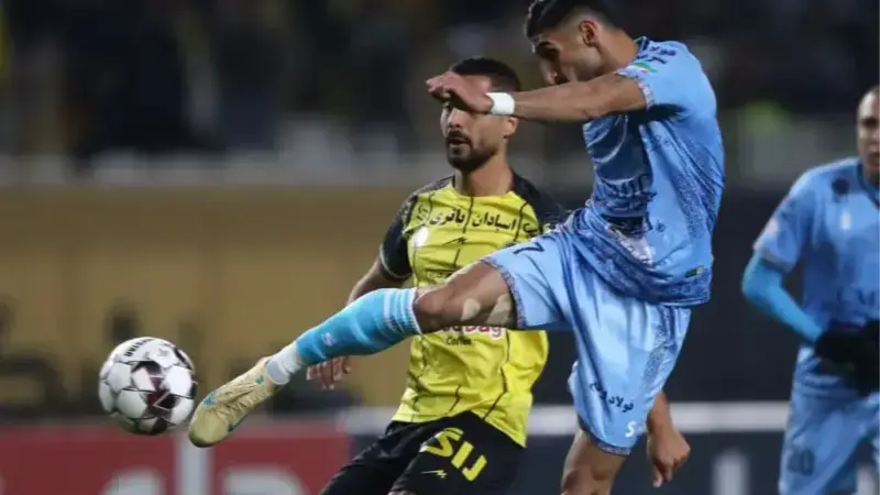 نجات تلخ قبل از گل سرنوشت‌ساز سپاهان (عکس)