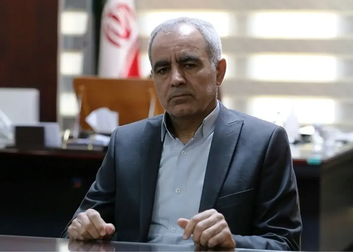 شعار نژادپرستانه داده شود، بازی سه – هیچ می‌شود