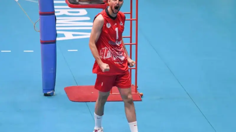 ٣٢ امتیاز و ۶ دفاع: ستاره این روزهای ارومیه 