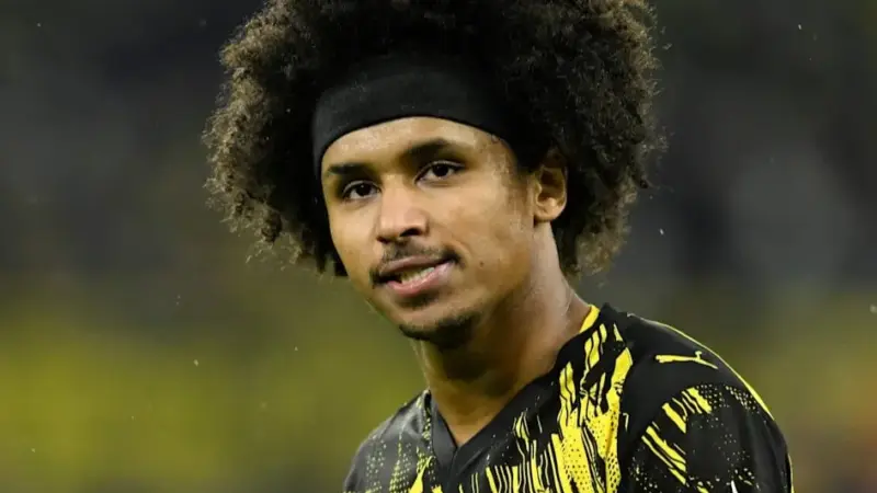 دوراهی سخت دورتموند با بازیکن دردسرساز!