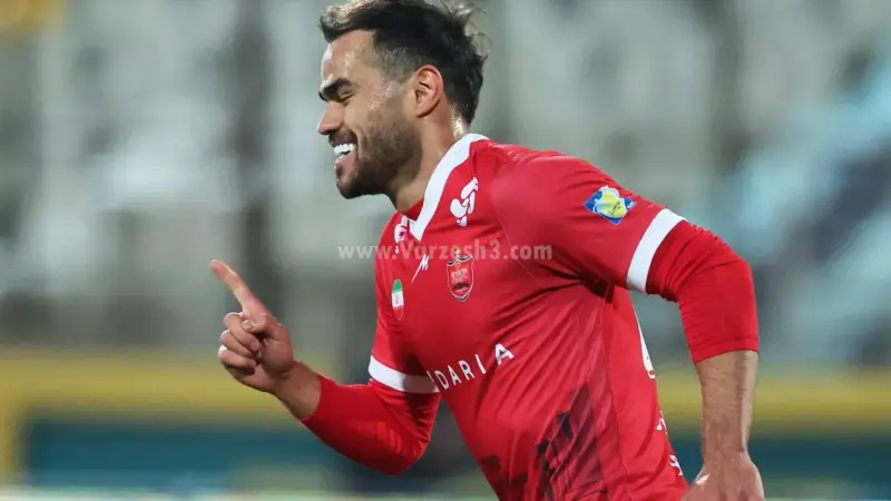 اورونوف در انتظار دوستش سرگیف! (عکس)