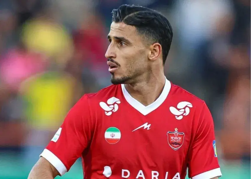 علی علیپور رسماً در پرسپولیس ماندنی شد؛ تمدید قرارداد جنجالی شماره ۹ سرخ‌ها