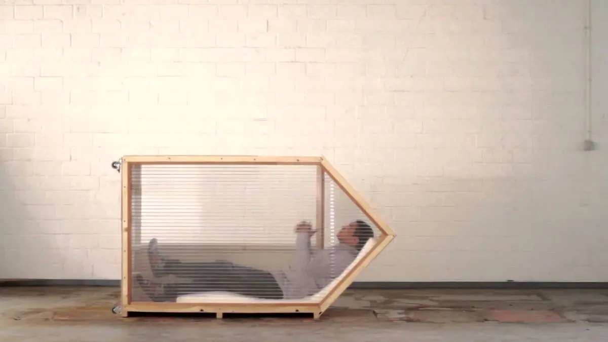 خانه مجردی فوق‌العاده کوچک یک دختر جوان که همه را مات کرد!