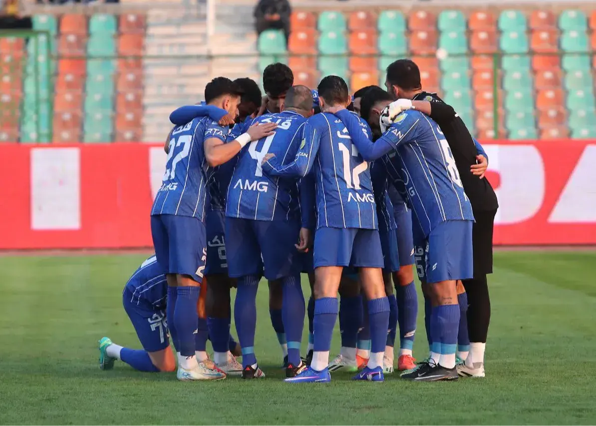 استقلال در تلاش برای میزبانی تراکتور در یزد؛ آیا تغییر محل بازی نهایی می‌شود؟