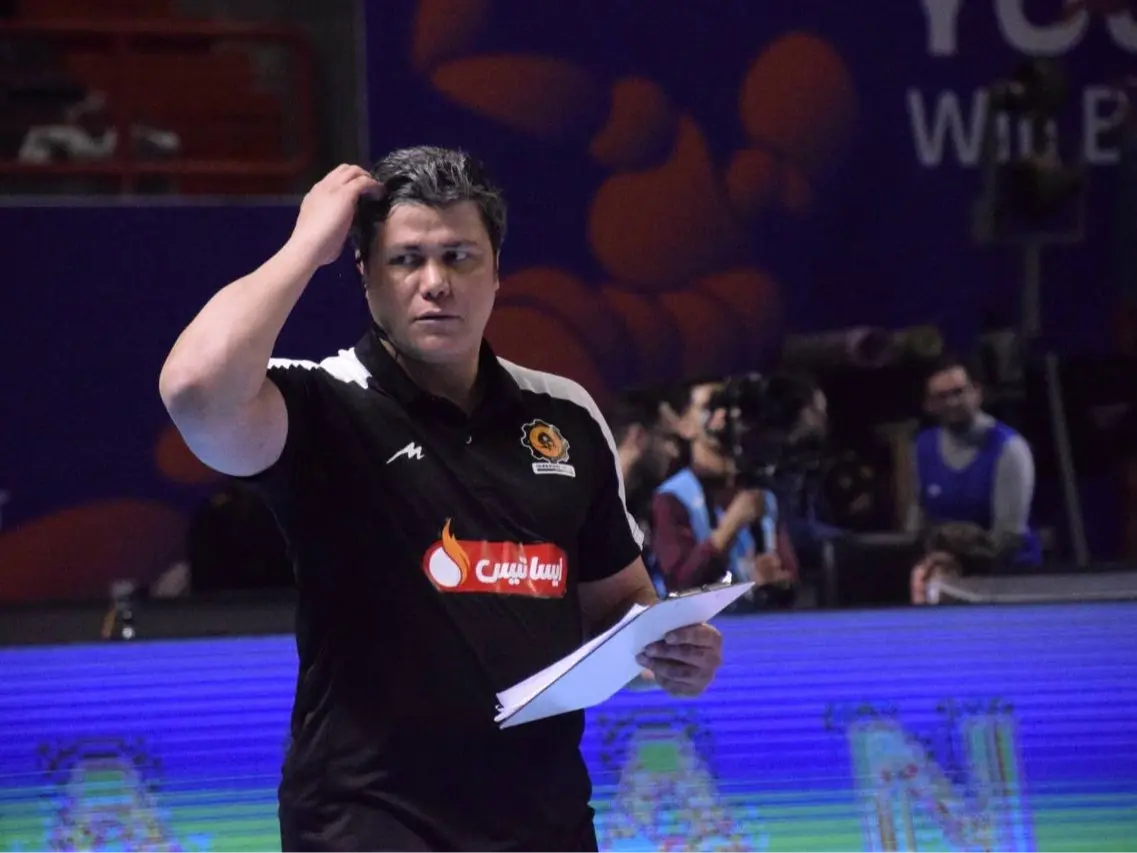 ستاره نسل طلایی والیبال در شمایل یک مربی جذاب