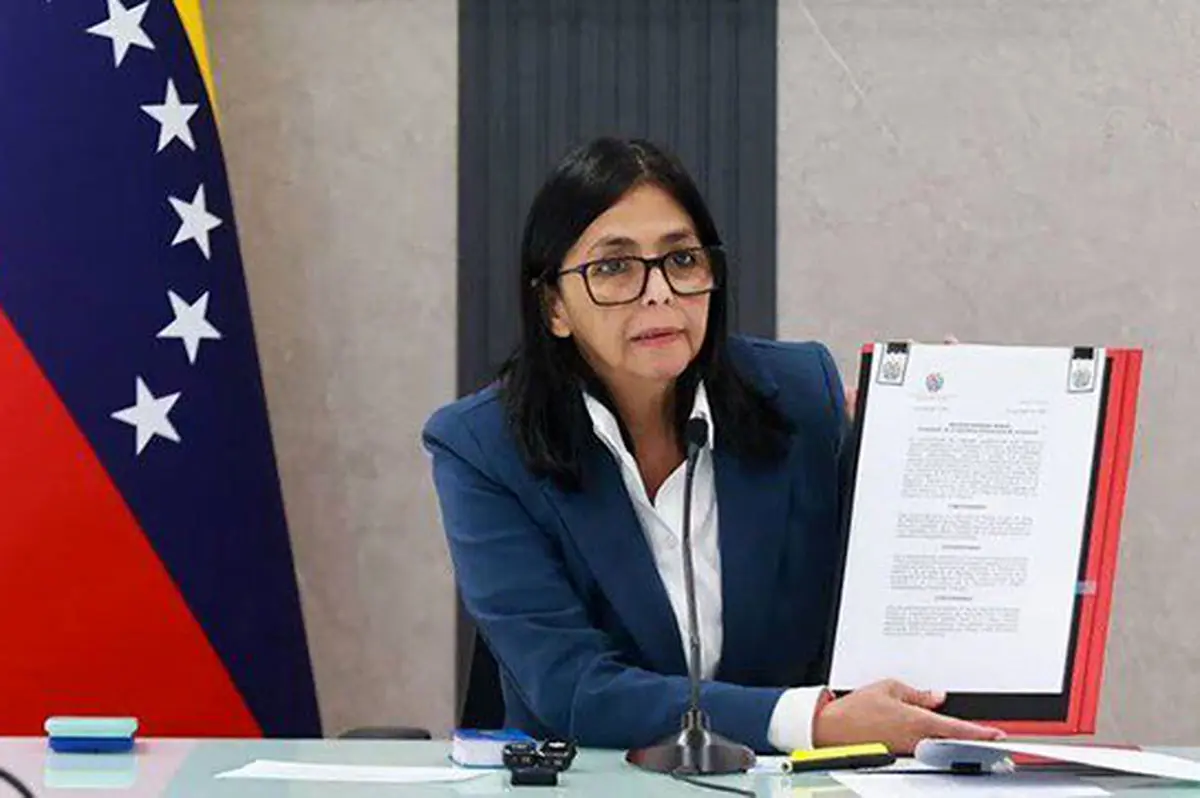 ونزوئلا در بحران: اولین جلسه کابینه بدون حضور مادورو برگزار شد!