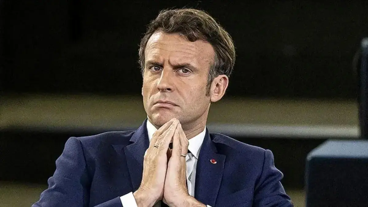 مکرون در برابر سرنگونی مادورو؛ حمایت نکرد اما دیکتاتور خواند!