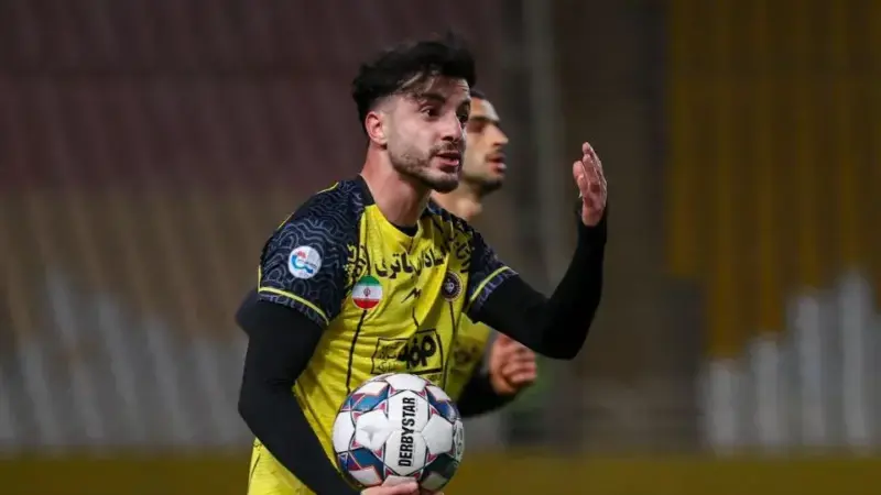 راست استقلال، محرم با لطفی حمله می‌کند!