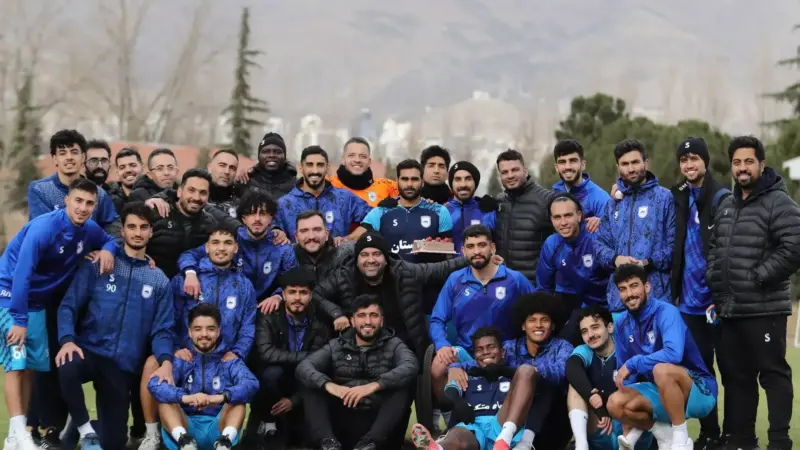 چادرملو برای فولاد و یحیی استارت زد