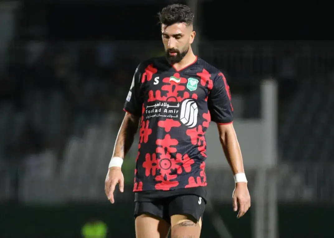 شجاعی از مشهد پنجره مس را بست!