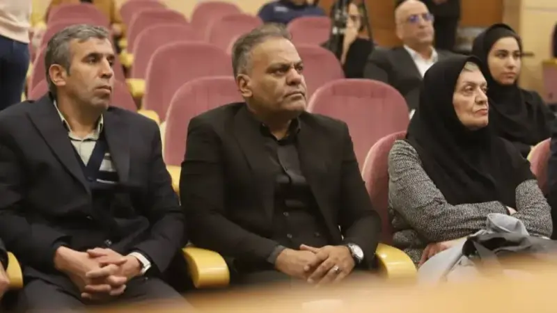 رییس فوتبال یزد: آماده میزبانی دیدار جنجالی استقلال و تراکتور هستیم!