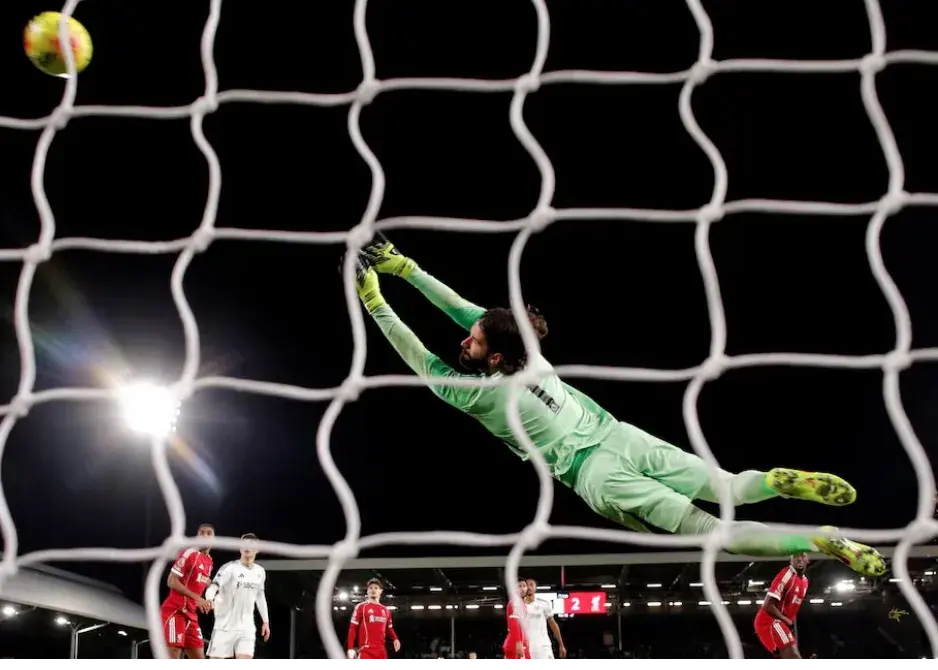 شوت دیوانه‌وار که دروازه لیورپول را به لرزه انداخت و همه را شوکه کرد!