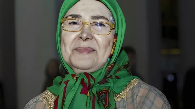 بیوگرافی آفرین عبیسی( بازیگر قبل از انقلاب) از گذشته تا امروز؛ رازهای زندگی و عکس‌های قبل و بعد از عمل هنرمند محبوب سینما+ عکس کودکی