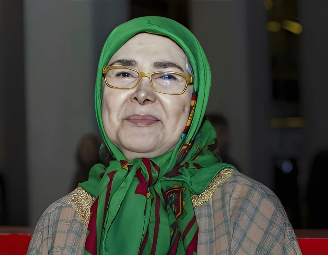 بیوگرافی آفرین عبیسی( بازیگر قبل از انقلاب) از گذشته تا امروز؛ رازهای زندگی و عکس‌های قبل و بعد از عمل هنرمند محبوب سینما+ عکس کودکی