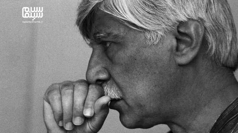 مرور جامع و تحلیلی کارنامه تئاتری بهرام بیضایی؛ از پهلوان اکبر می‌میرد تا مجلس ضربت زدن | اسطوره‌های زمینی